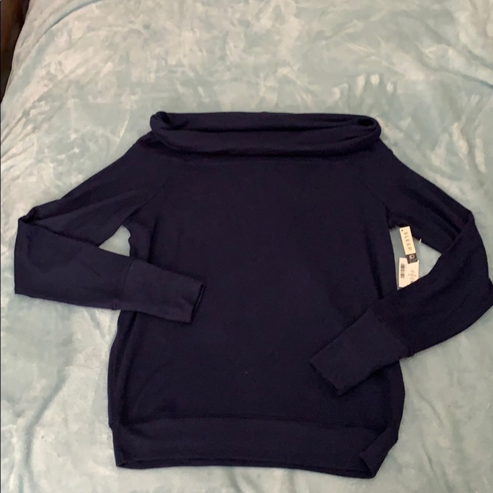 Off shoulder lounge top